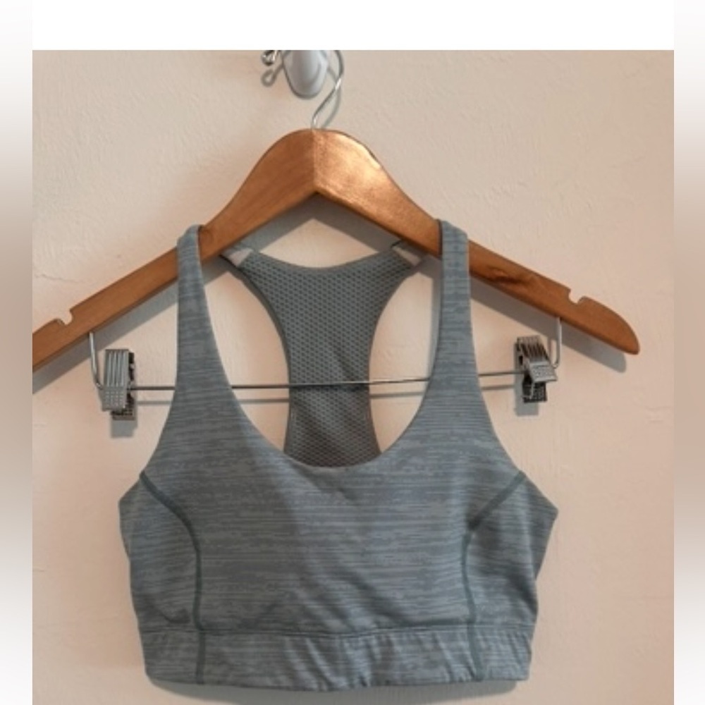 Outdoor Voices Sports Bra in Aqua Green Sz S